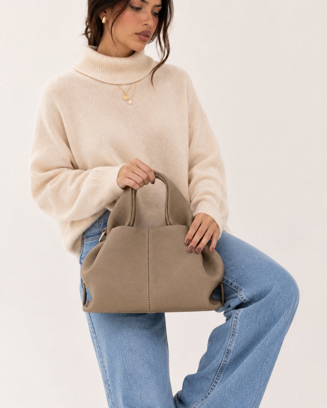 The Éloise Taupe, Refined Modern Elegance